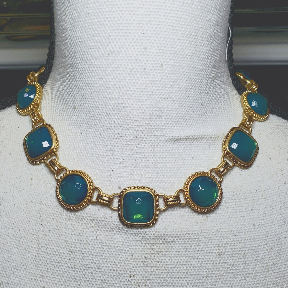 CLEARANCE Iridescent Green Stone and Gold Necklace